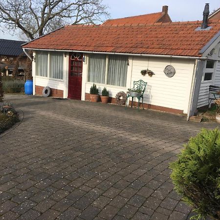 Chalet Or Apartment Nearby Roermond Outlet Stevensweert Εξωτερικό φωτογραφία