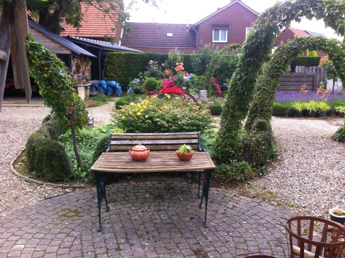 Chalet Or Apartment Nearby Roermond Outlet Stevensweert Εξωτερικό φωτογραφία