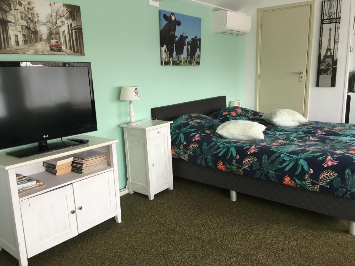 Chalet Or Apartment Nearby Roermond Outlet Stevensweert Εξωτερικό φωτογραφία